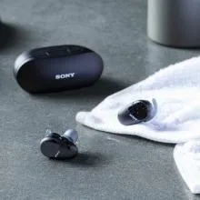Sony WF-SP800N Wireless Noise Cancelling Headphone For Sports (Black)